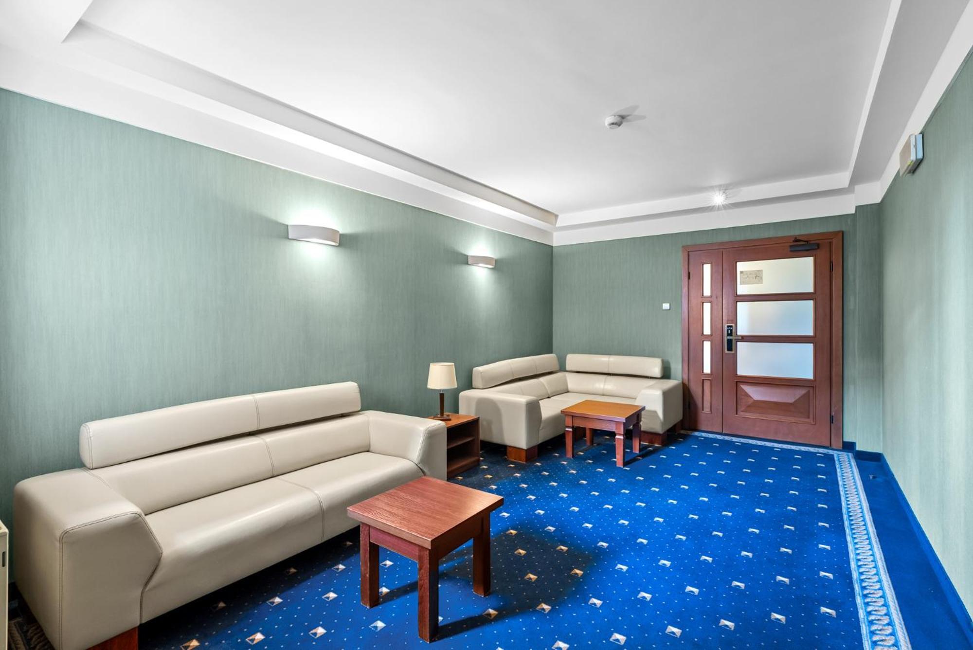 Hotel Diament Vacanza Katowice - Siemianowice Siemianowice Śląskie Exterior foto